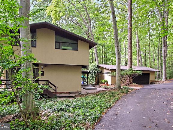 2nd image of 11519 Lilting Ln
