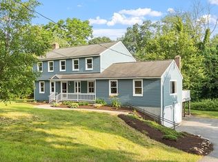 12 N Row Rd, Sterling, MA 01564
