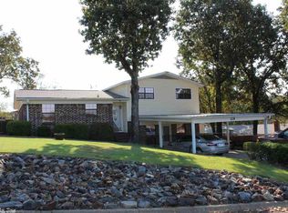 219 Shady Hills St, Hot Springs, AR 71901