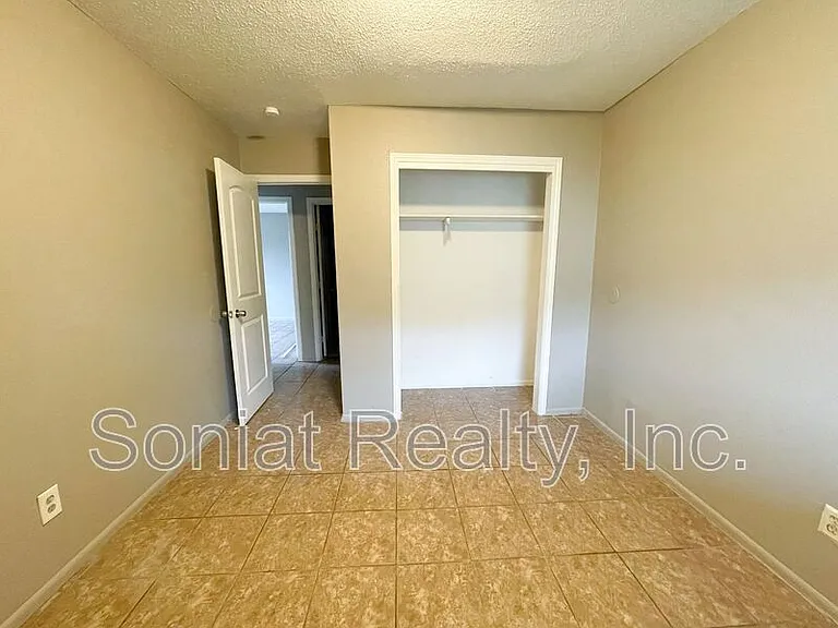 15514 Dwyer Blvd — Photo 6