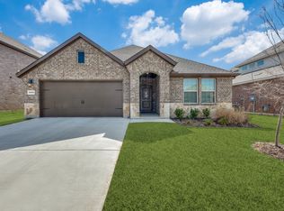 2908 Pinecrest Dr, Aubrey, TX 76227