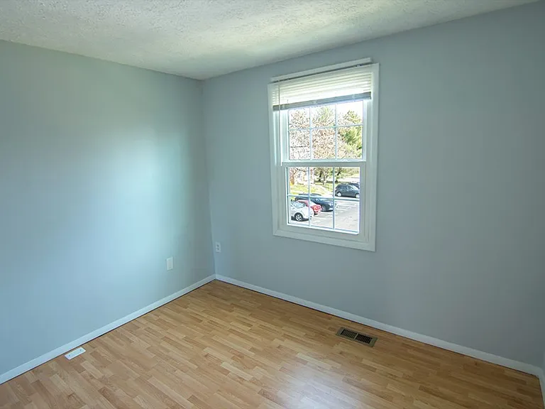 7821 White Cliff Ter — Photo 9