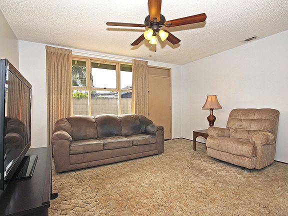 3rd image of 15536 Cadwell St