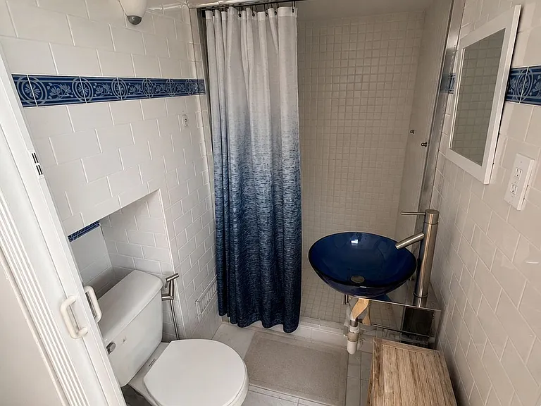 1000 Winthrop Ave #3 — Photo 12