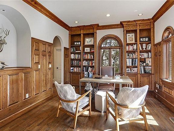 5th image of 3869 Brandy Station Ct SE