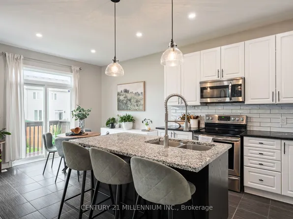 521 Brett St, Shelburne, ON L9V 3V5