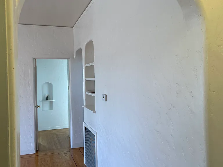 1229 Sacramento St #1 — Photo 3