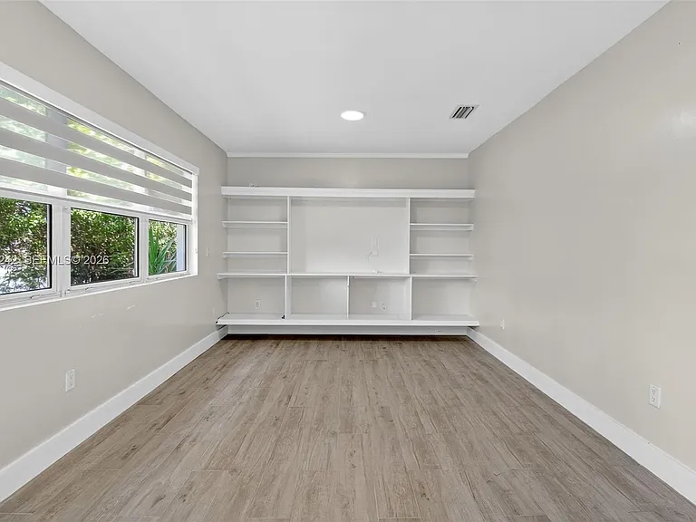 6090 SW 63rd Ave — Photo 13