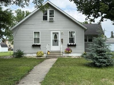 316 Oak St, Breckenridge, MN, 56520