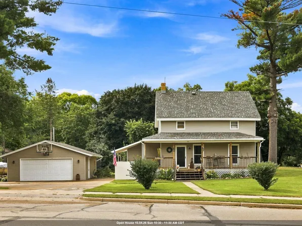 501 S Pine St, Weyauwega, WI 54983