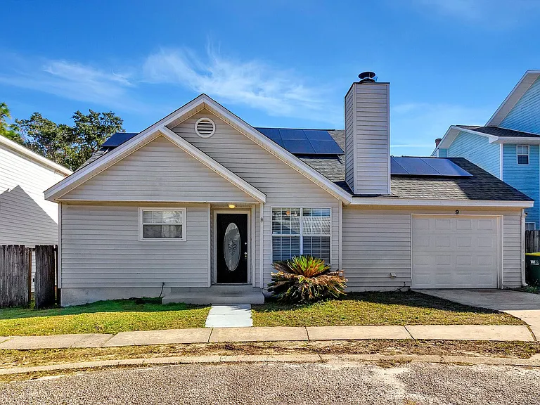 9 Forest Breeze Ct — Photo 2