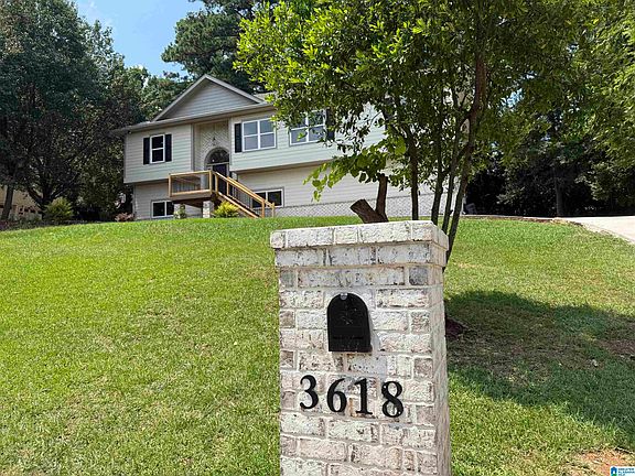 3rd image of 3618 Havenhill Dr