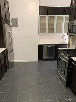 1st image of 220 W 98th St APT 3E