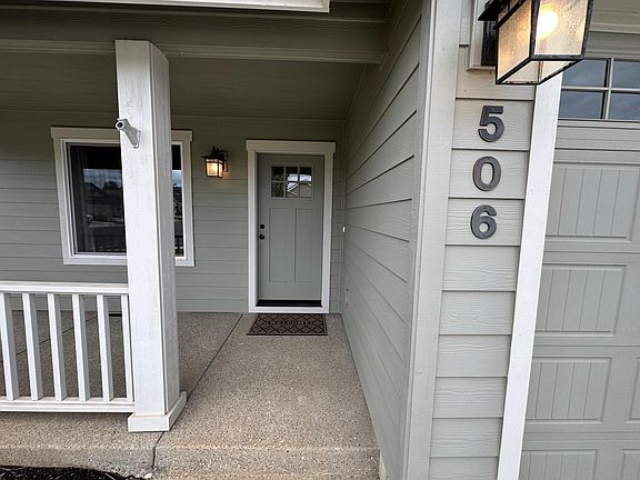 2nd image of 506 SE Lines St