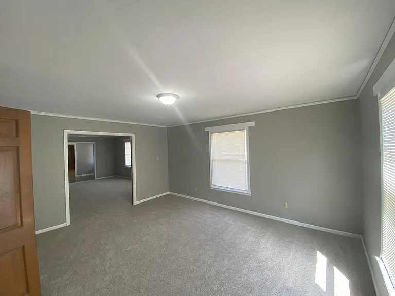 2400 E Blackstock Rd — Photo 20
