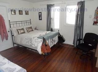 49 Summit Ave #3, Brookline, MA 02446