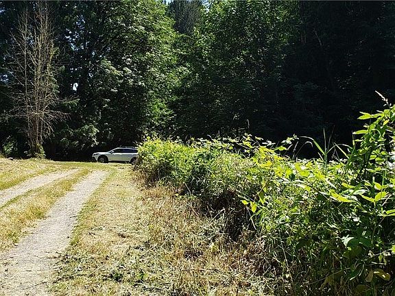3rd image of 345 143rd Ave SE