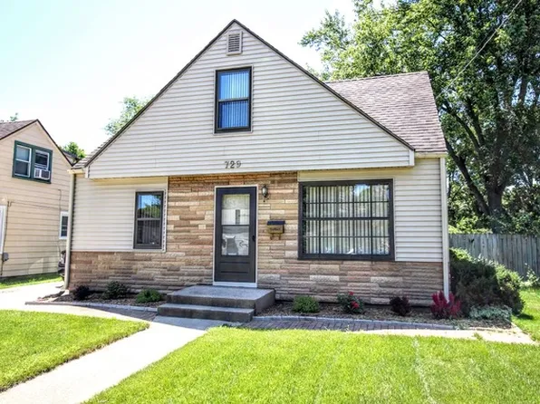 729 Merrill Ave, Loves Park, IL 61111