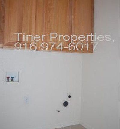 5th image of 3931 Branch St