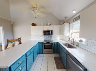 3733 Island Dr, North Topsail Beach, NC 28460