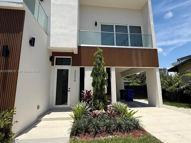3326 Elizabeth St — Photo 56