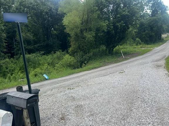3rd image of 9 Memphis Dr