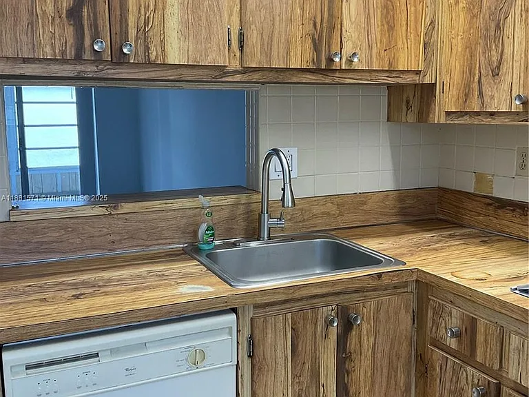 3001 NW 48th Ave #440 — Photo 31