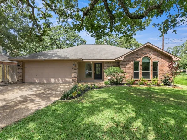 2800 Rayado Ct N, College Station, TX 77845