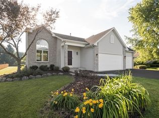 11127 Prairie Wind Pl, Roscoe, IL 61073