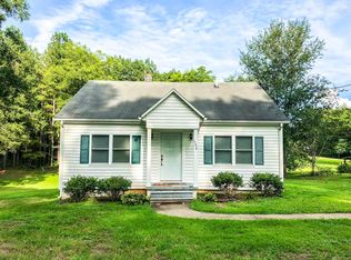 1102 Chatham Rd, Halifax, VA 24558