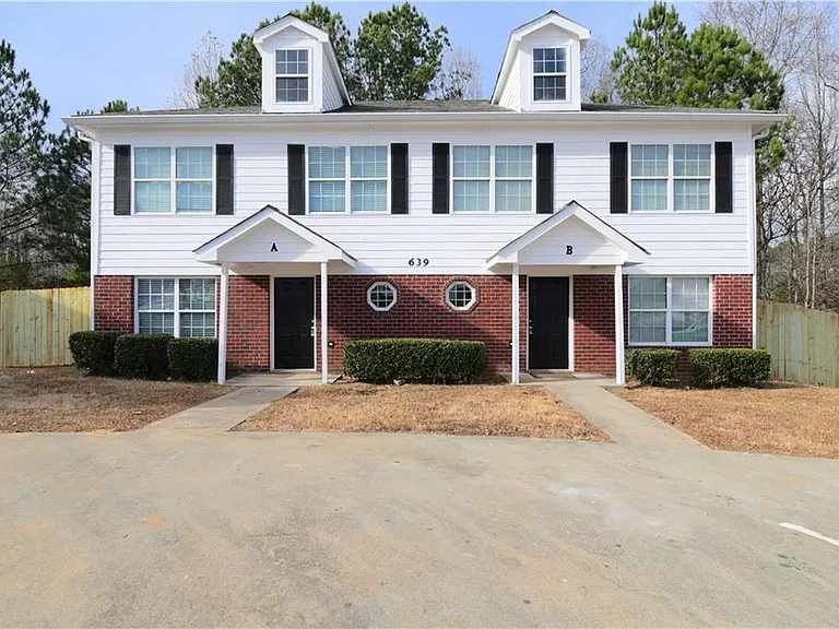 639 Mill Stone Blf #A — Photo 1
