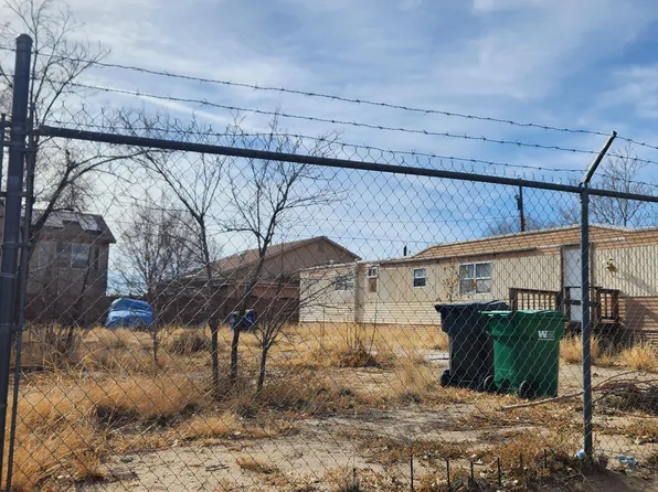 2910 Eduardo Rd SW, Albuquerque, NM 87121