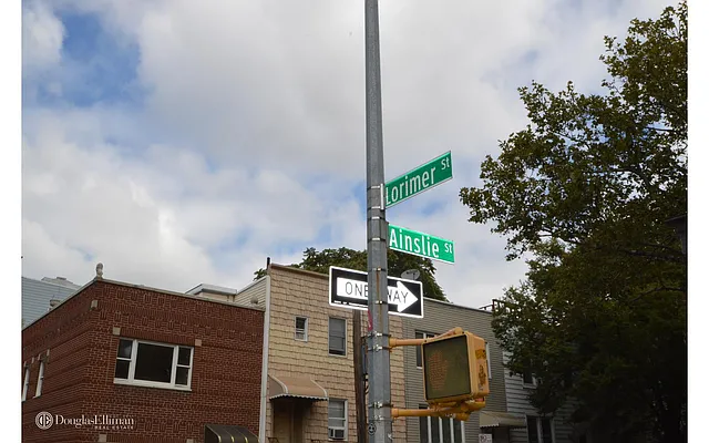 Rented by Douglas Elliman | media 23