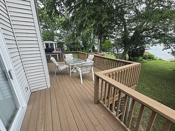 3rd image of 5727 Beech Ave