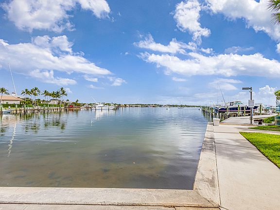 3rd image of 11390 Twelve Oaks Way #122
