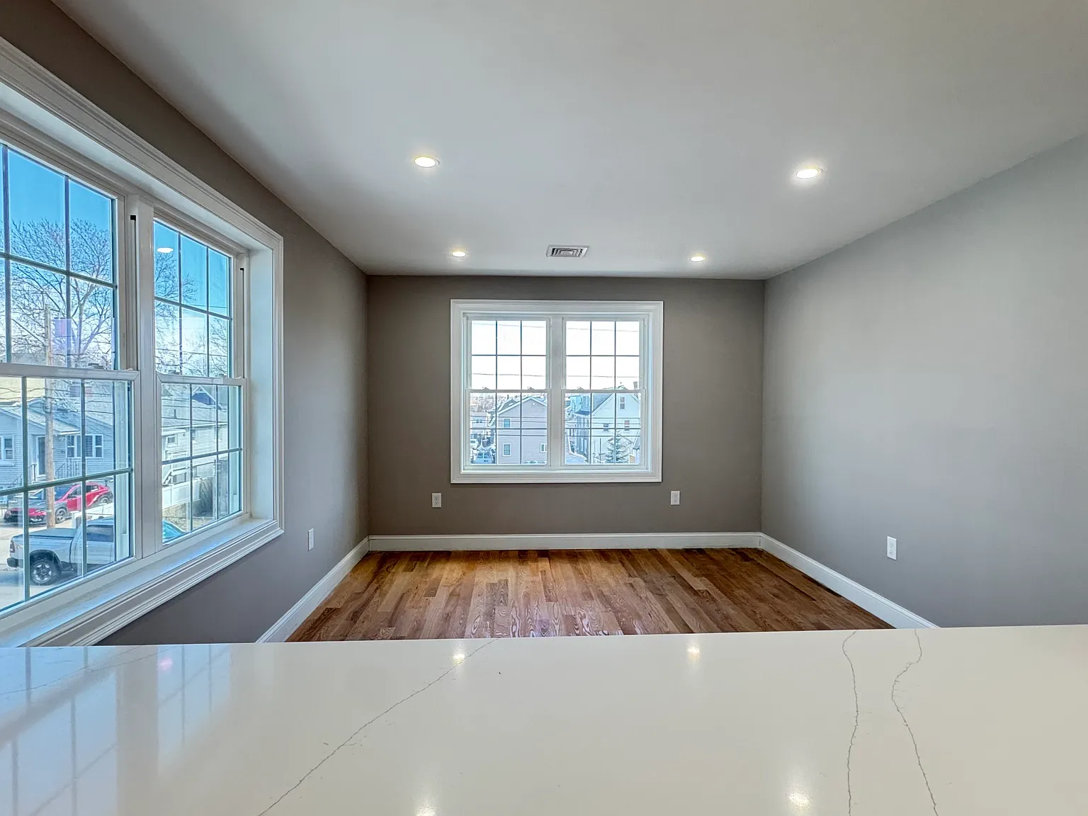 4 bed, 1500 sqft, $3,650 — Photo 4
