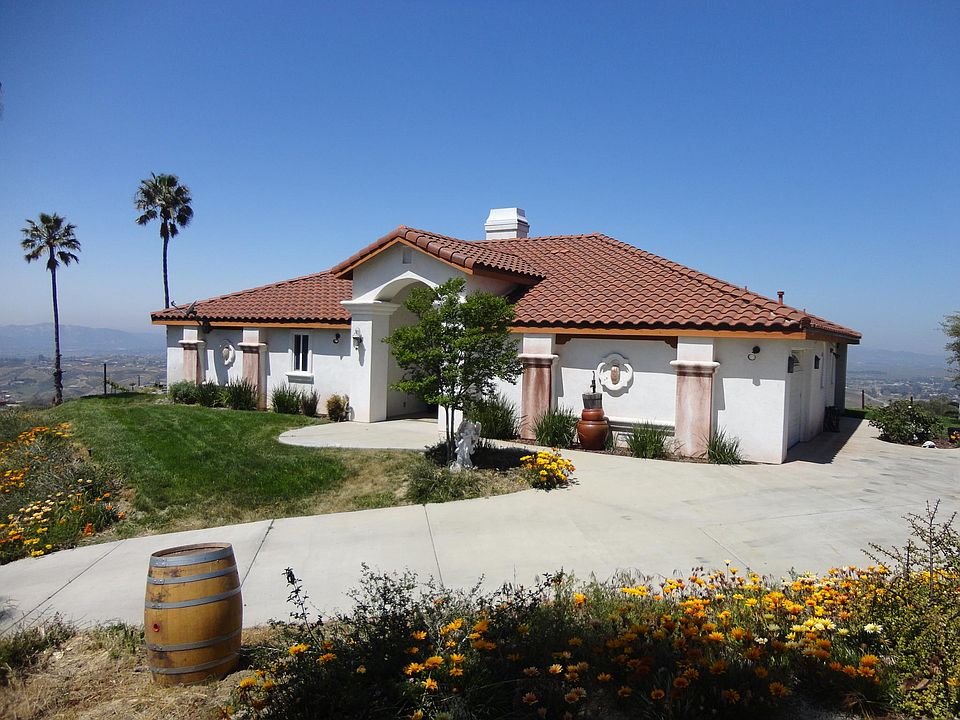 1st image of 37880 Ladera Vista Dr