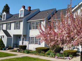 35 Twin Cir #35, Middlebury, VT 05753