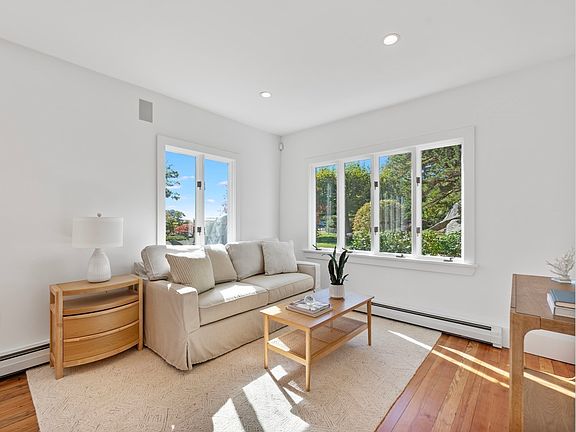 5th image of 500 Summer St