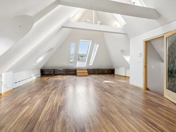 7722 Broadway image 22 of 47