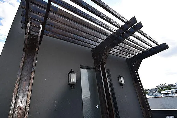 Rented by Tapiro Realty | media 12