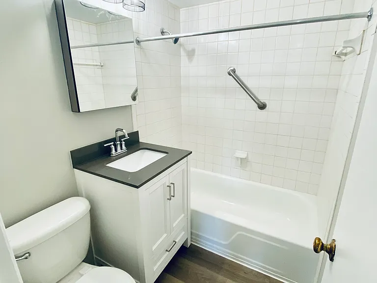 1540 Glenn Ave #A — Photo 11