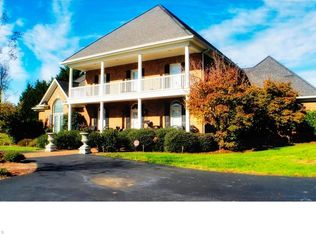 1220 Redwine Dr, Rural Hall, NC 27045