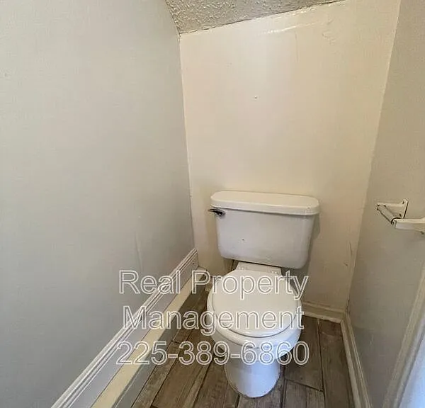 750 Hospital Rd #O-2 — Photo 8