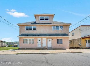 528 S Main St, Old Forge, PA 18518