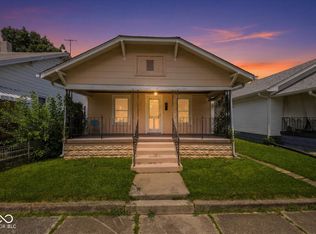 106 4th St, Shelbyville, IN 46176