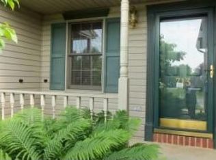 713 W 6th St, Lititz, PA 17543