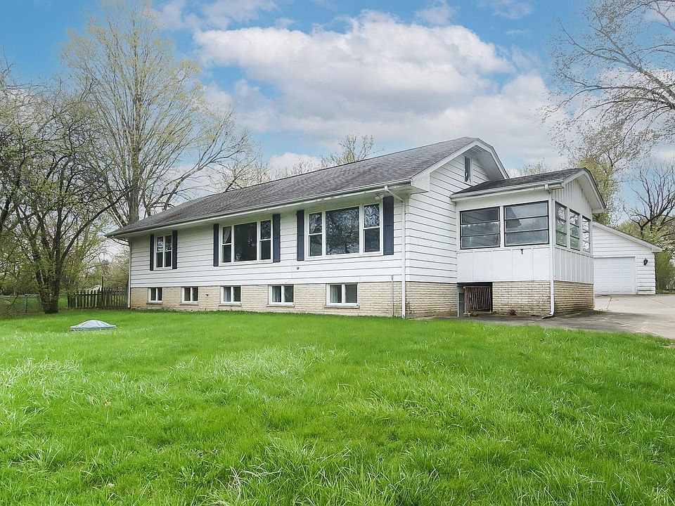 1st image of 28461 W Kelsey Ct