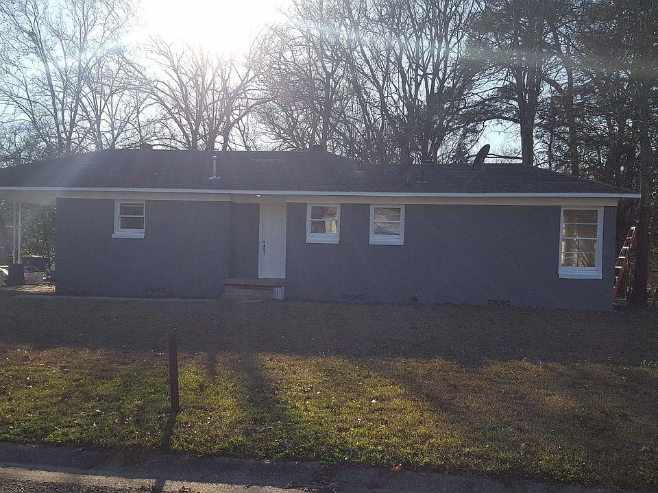 1st image of 807 Carlisle Dr