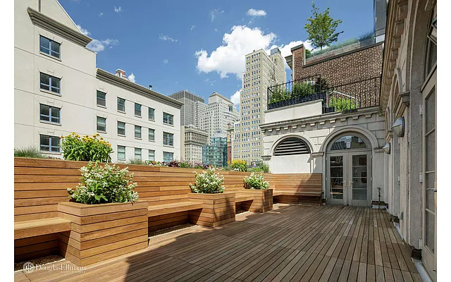 Sold by Douglas Elliman | media 24